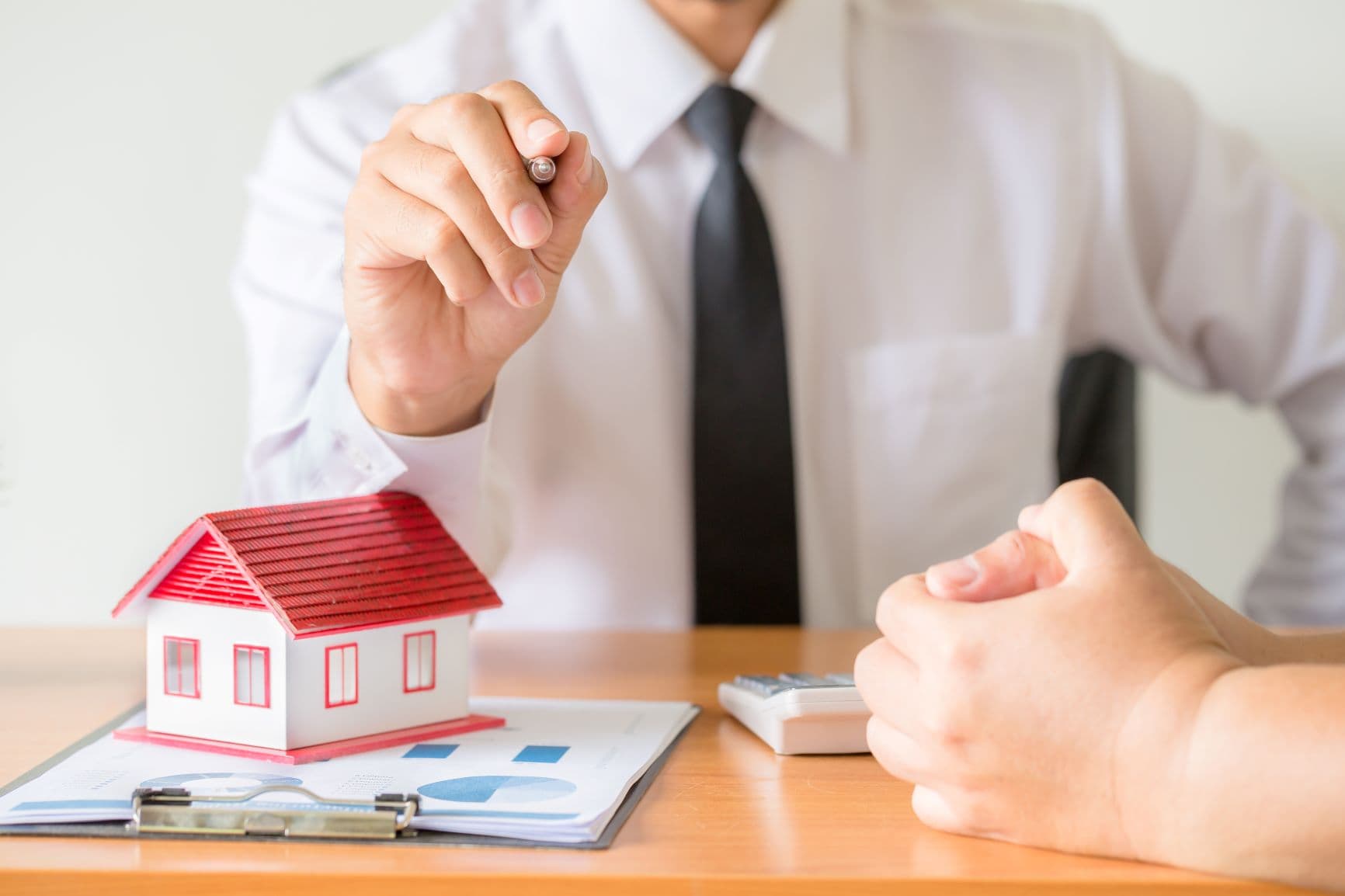 7 Most Effective Real Estate Marketing Ideas & Tools for Home Builders