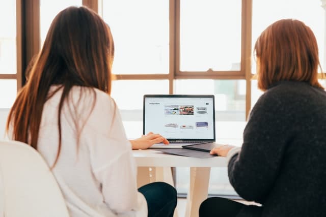 Building Real Estate Landing Pages That Convert: 8 Must-Have Website Pages And How To Use Them